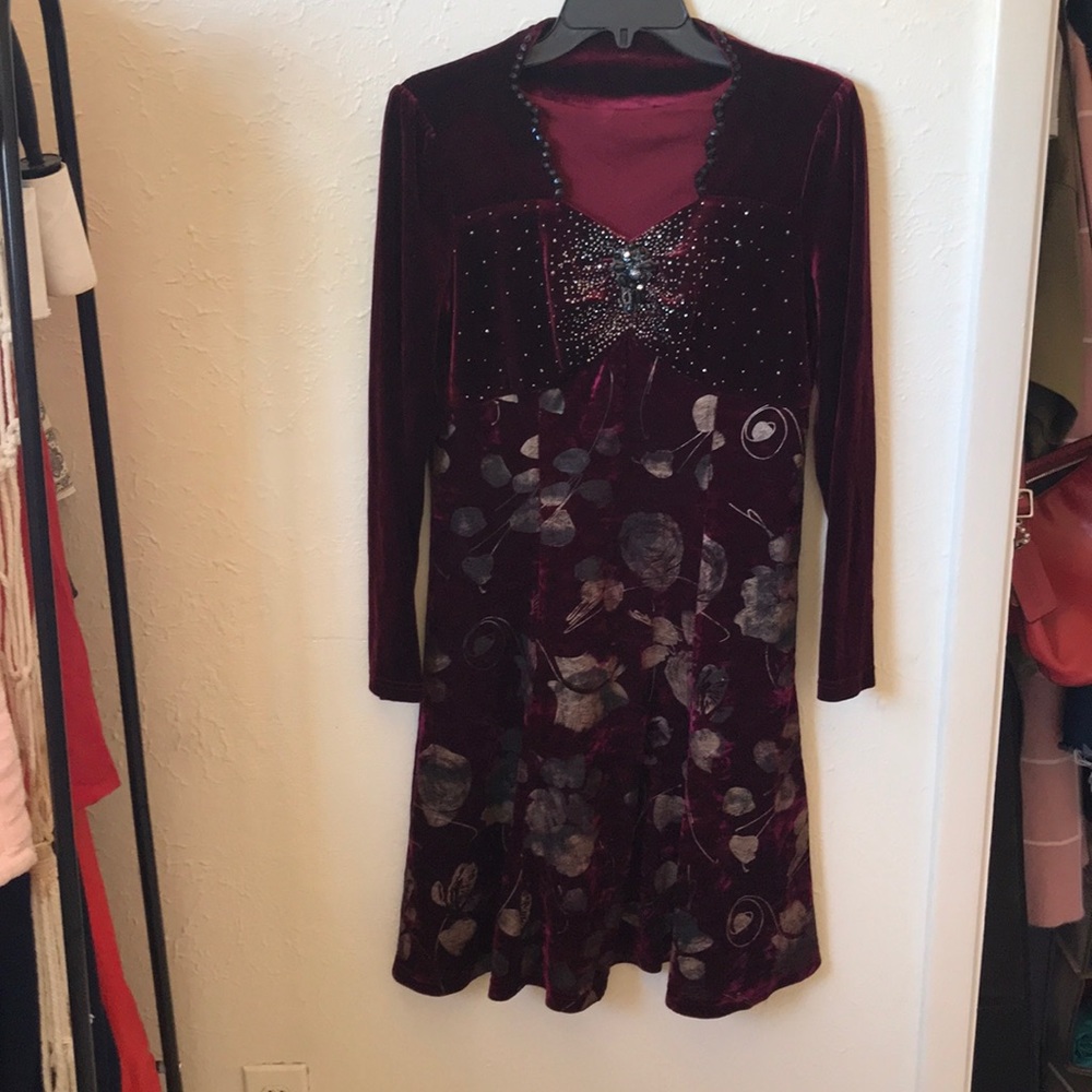 Lady’s dress